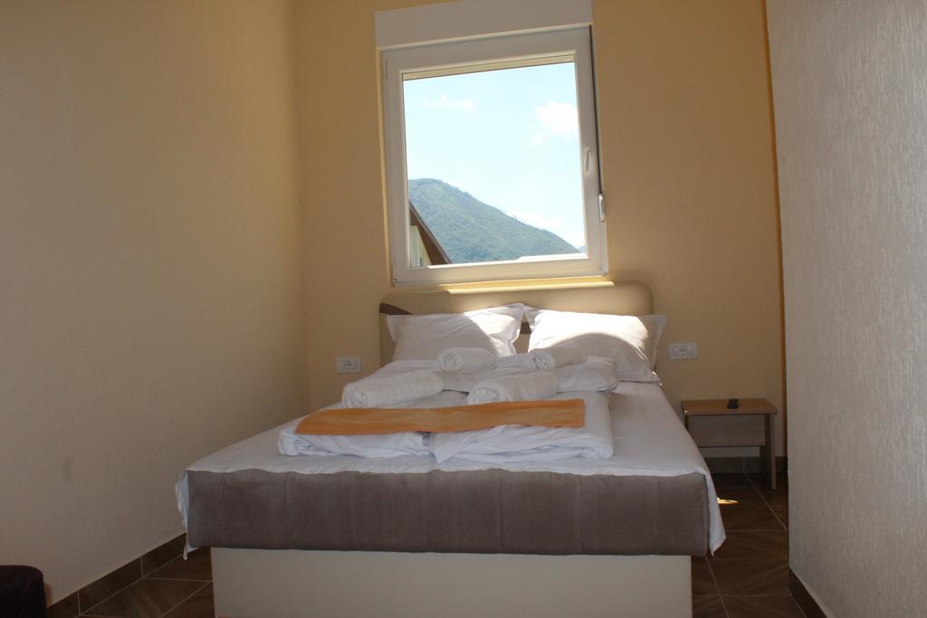 Guesthouse Eko Piva Plužine Eksteriør billede